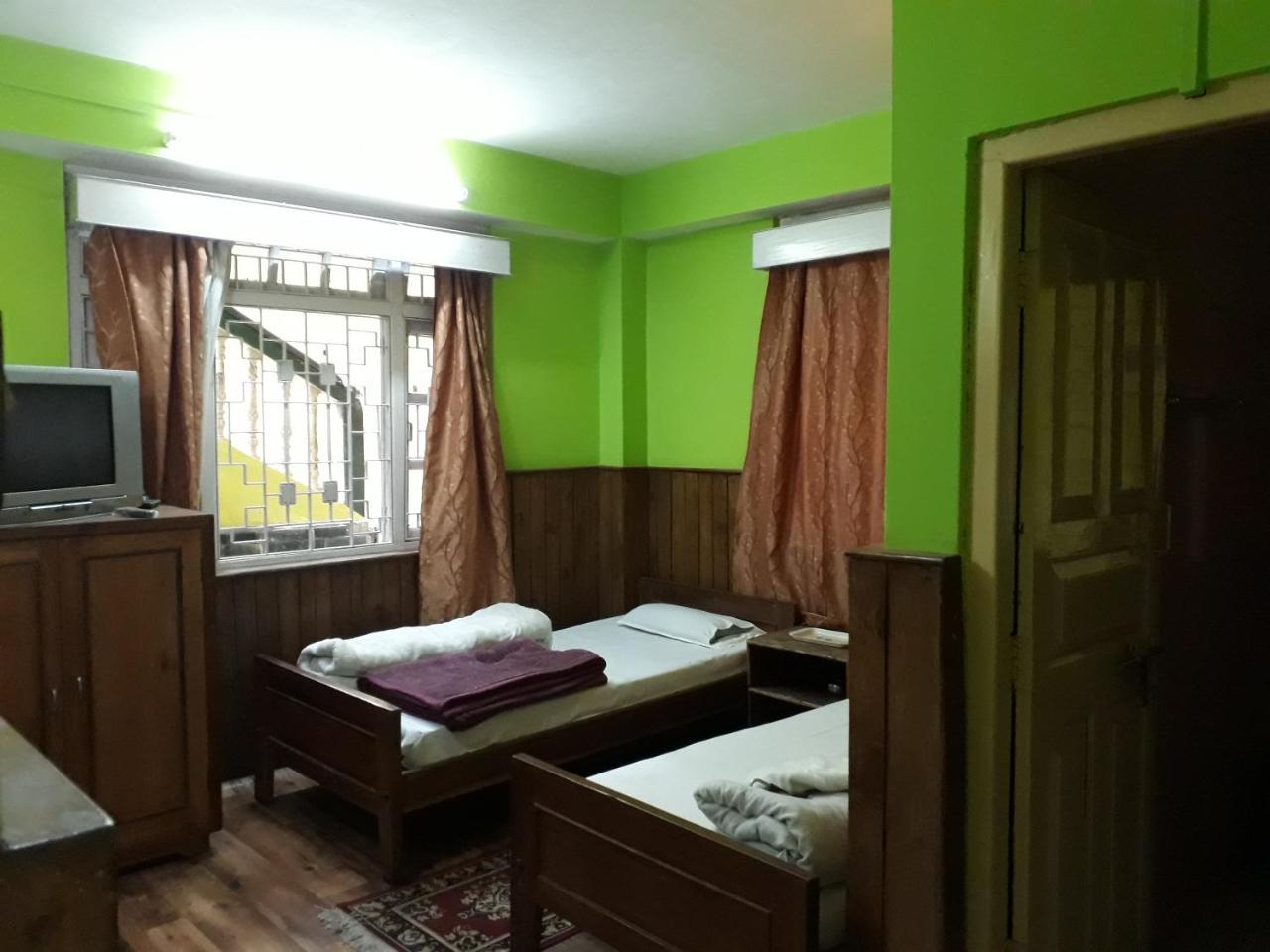 Hotel Kabur Pelling Exteriör bild